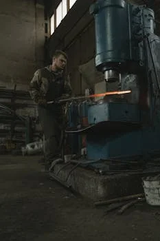 板框压滤机常见故障排除 - 滤饼与滤液质量问题:含水率和清澈度的参数调控