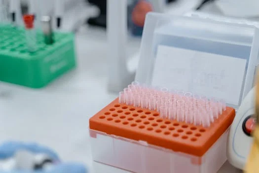 光伏废水处理方案 - 达标排放与中水回用:两条技术路径的经济性对比