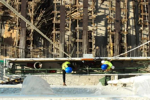 丽江市古城区污水治理方案 - 古城区污水治理分阶段实施路径