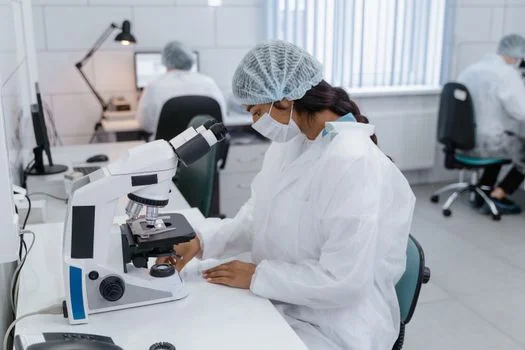 碳化硅超纯水制备 - 30%HF清洗工艺与超纯水系统联动设计