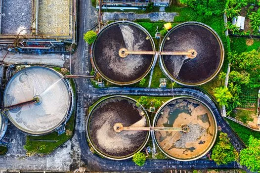 绥化市庆安县污水治理方案 - A/O与MBR工艺参数对比：技术原理与适用场景
