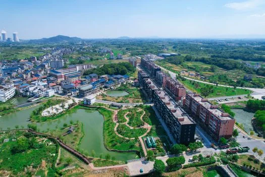 宜宾市翠屏区污水治理方案 - MBR一体化设备与地埋式设备核心技术参数对比